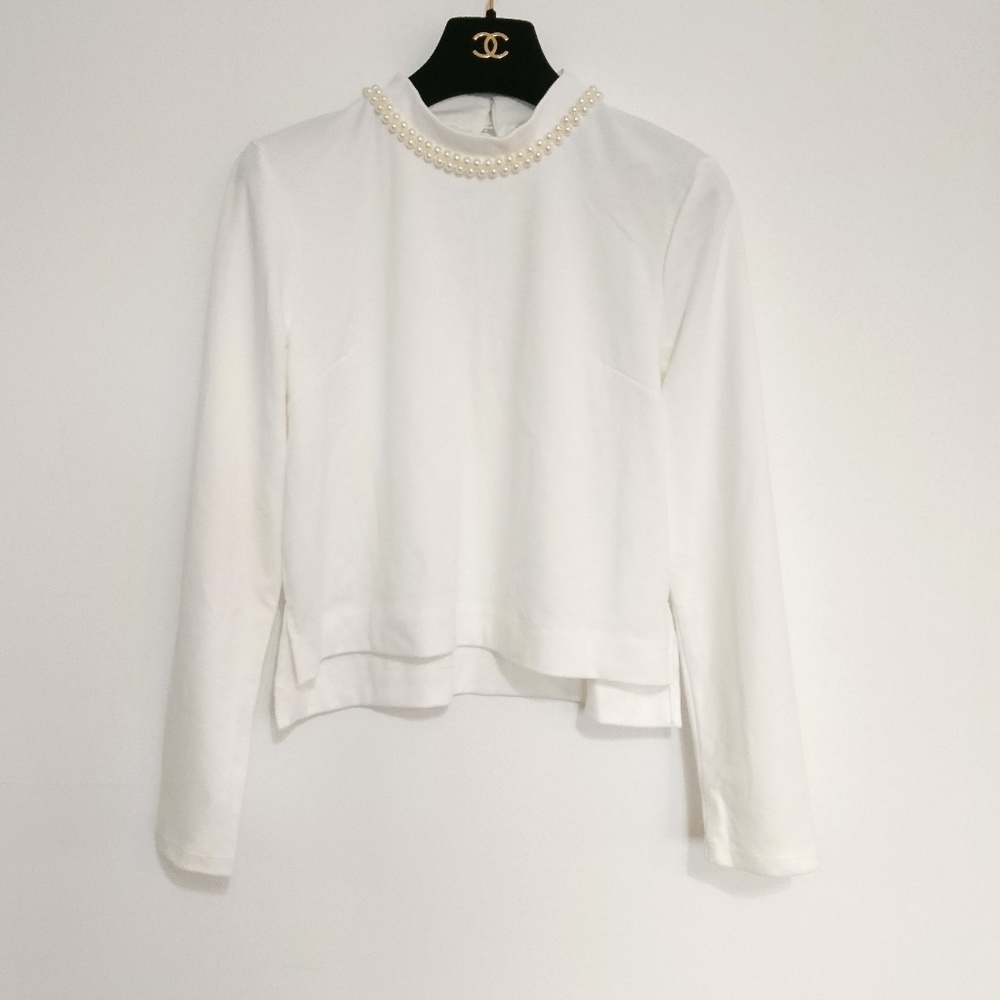 Dazzlin Japanese Cute Pearl Neck Blouse